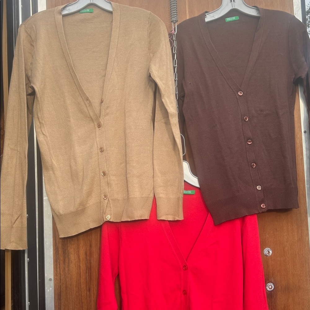 United Colors Of Benetton made in Italy lot of 7 sweaters.